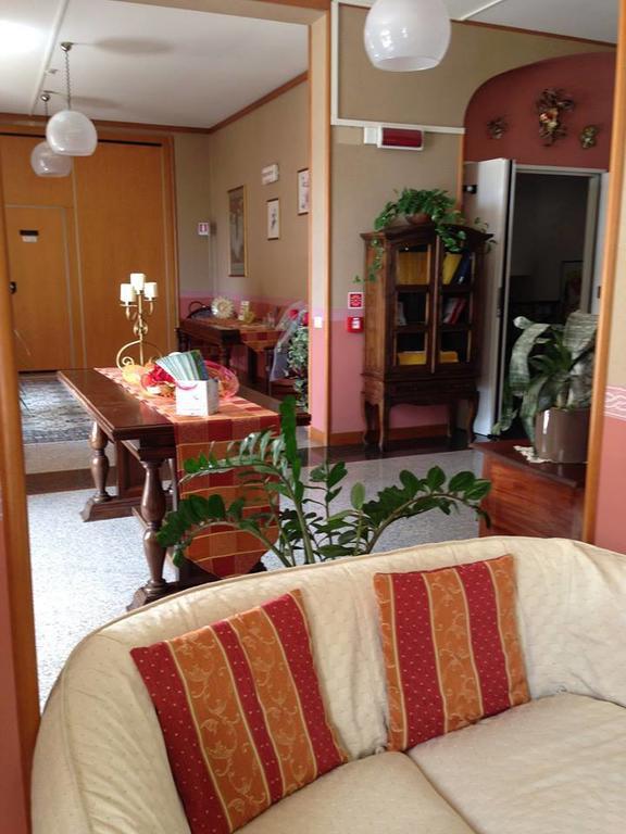 Hotel Villa Reale Argenta Extérieur photo