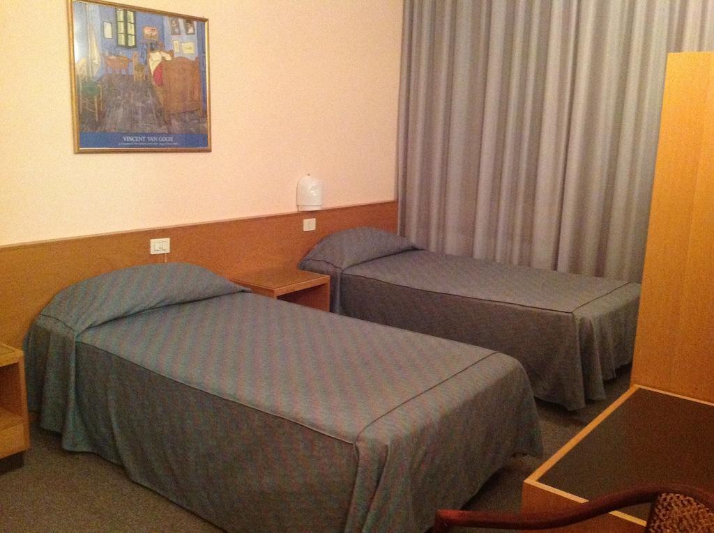 Hotel Villa Reale Argenta Chambre photo