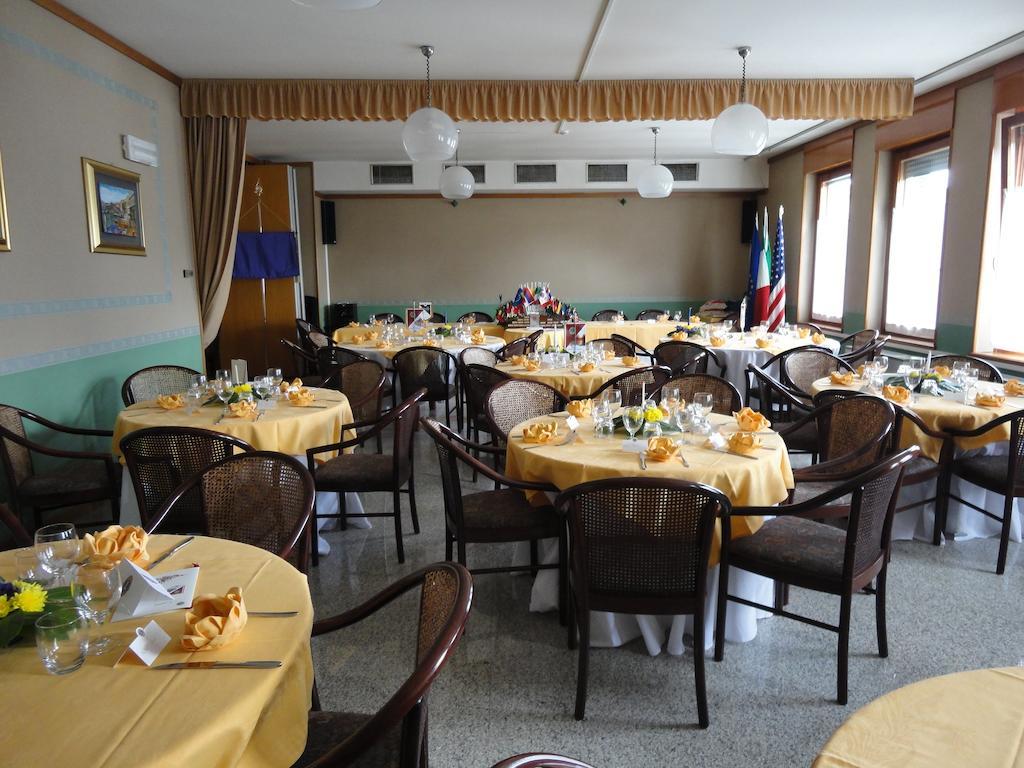 Hotel Villa Reale Argenta Extérieur photo